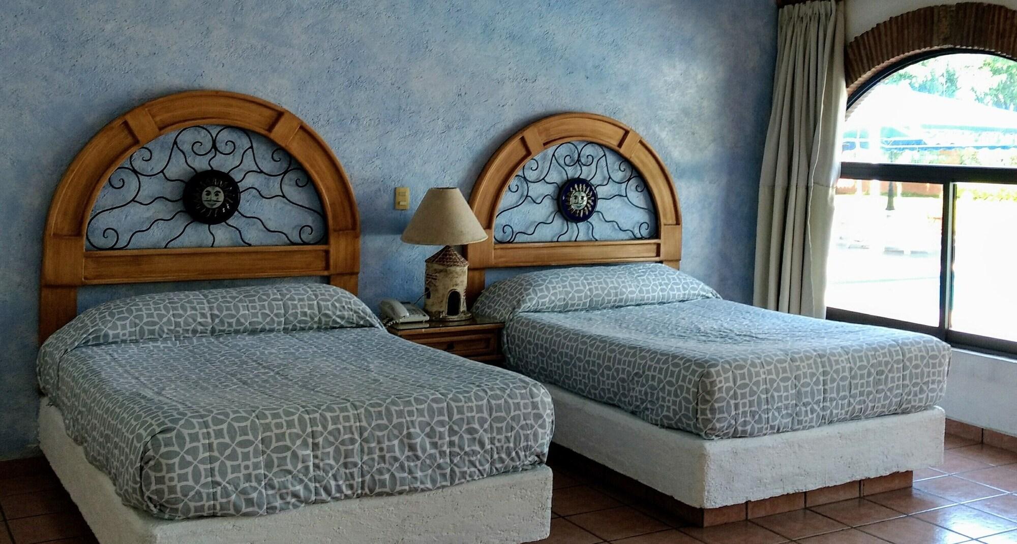 Parador De Manolos Hotel Cuernavaca Extérieur photo