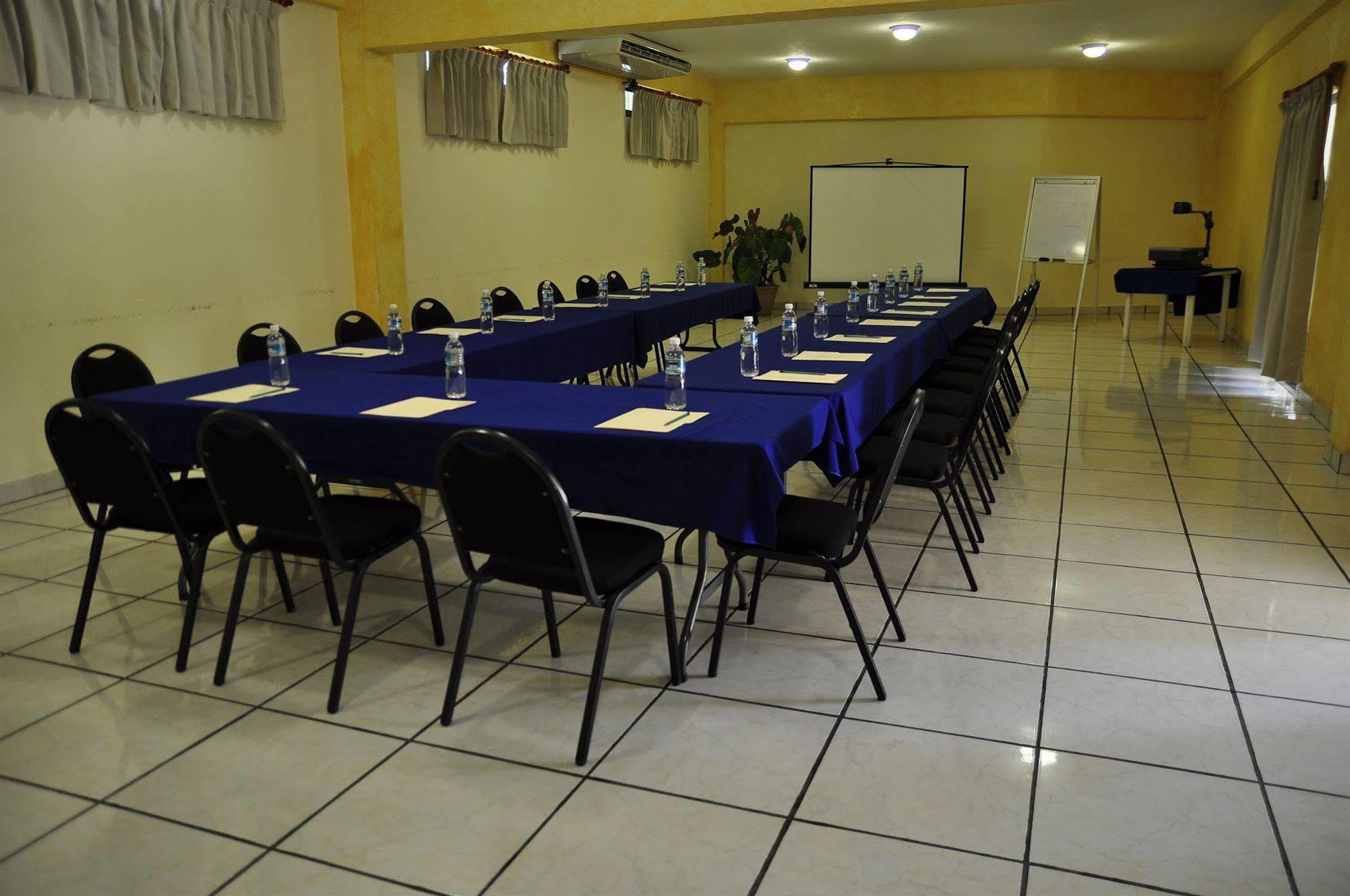Parador De Manolos Hotel Cuernavaca Extérieur photo